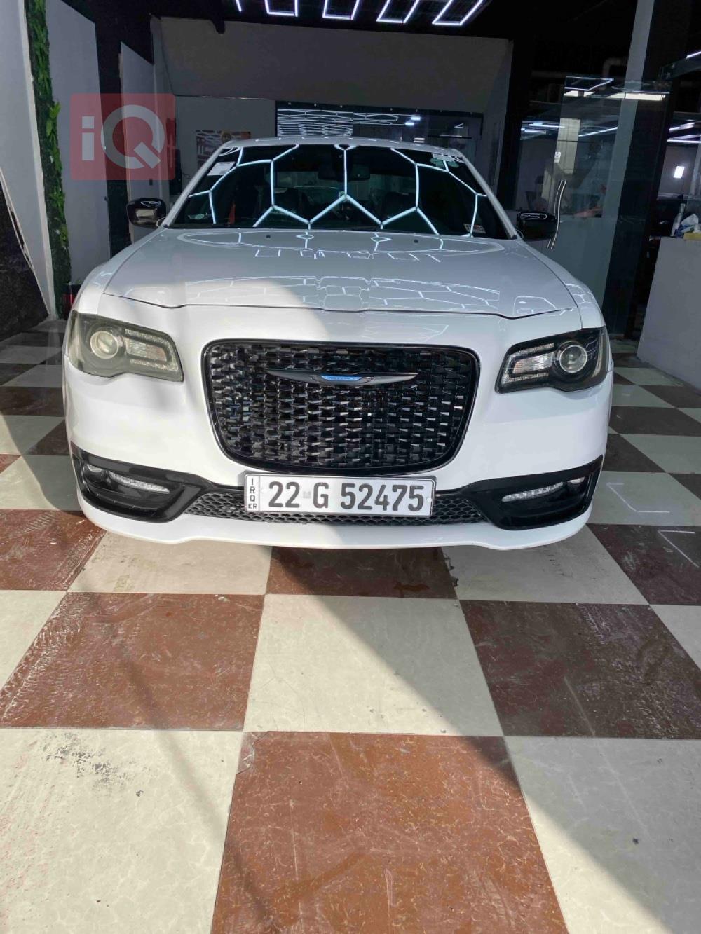 كرايسلر 300